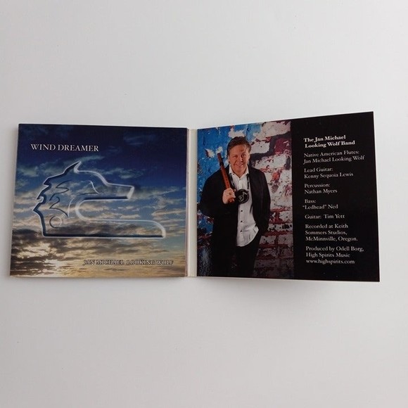 WIND DREAMER-CD BY JAN MICHAEL LOOKING WOLF. - Picture 2 of 6